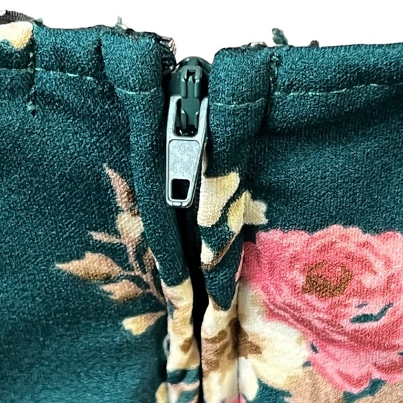 Trixxi Mini‎ Dress Size Medium Green Floral Tiered Scuba Cottagecore Square Neck - Picture 6 of 12